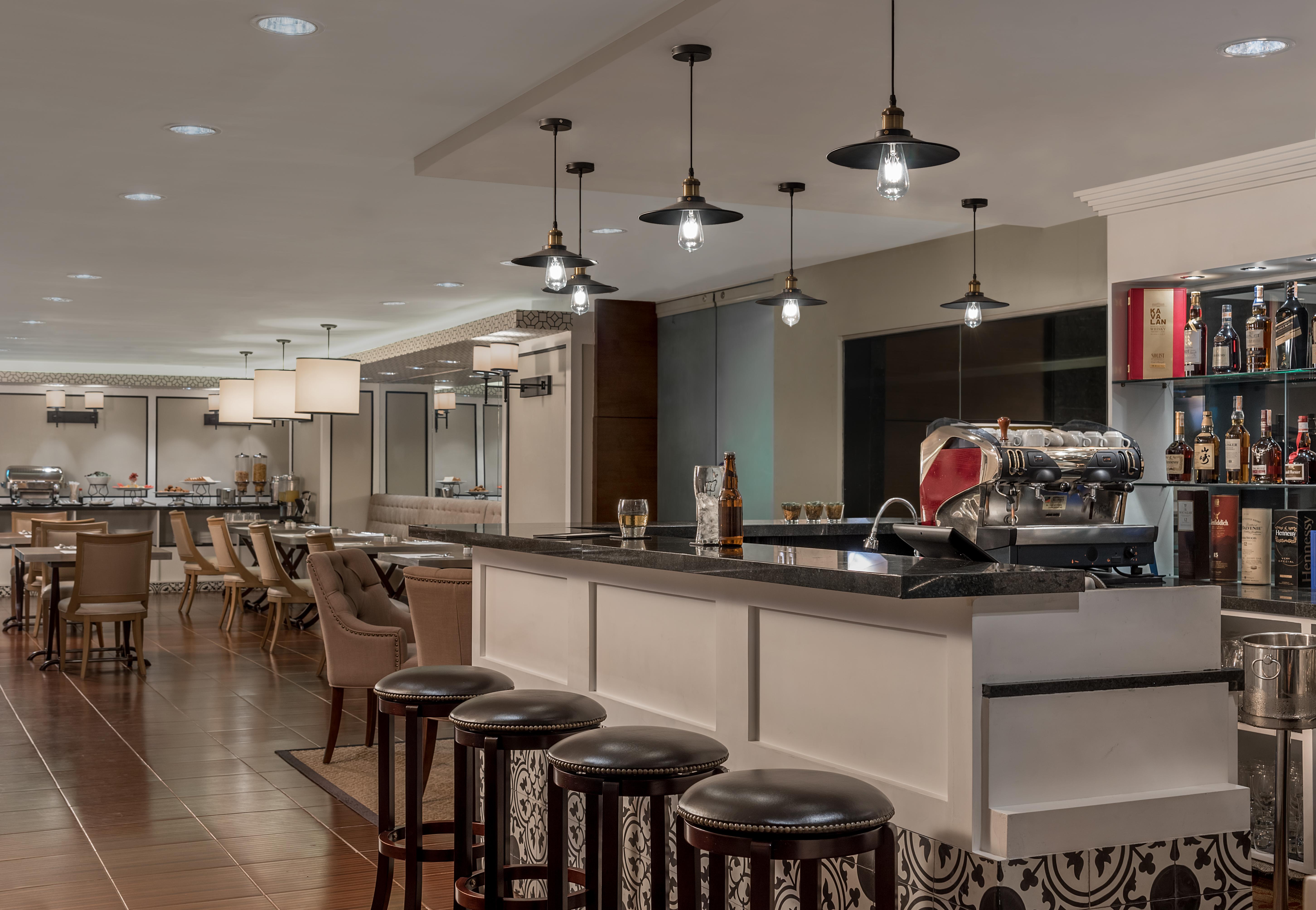Somerset Millennium Makati Makati City Екстериор снимка