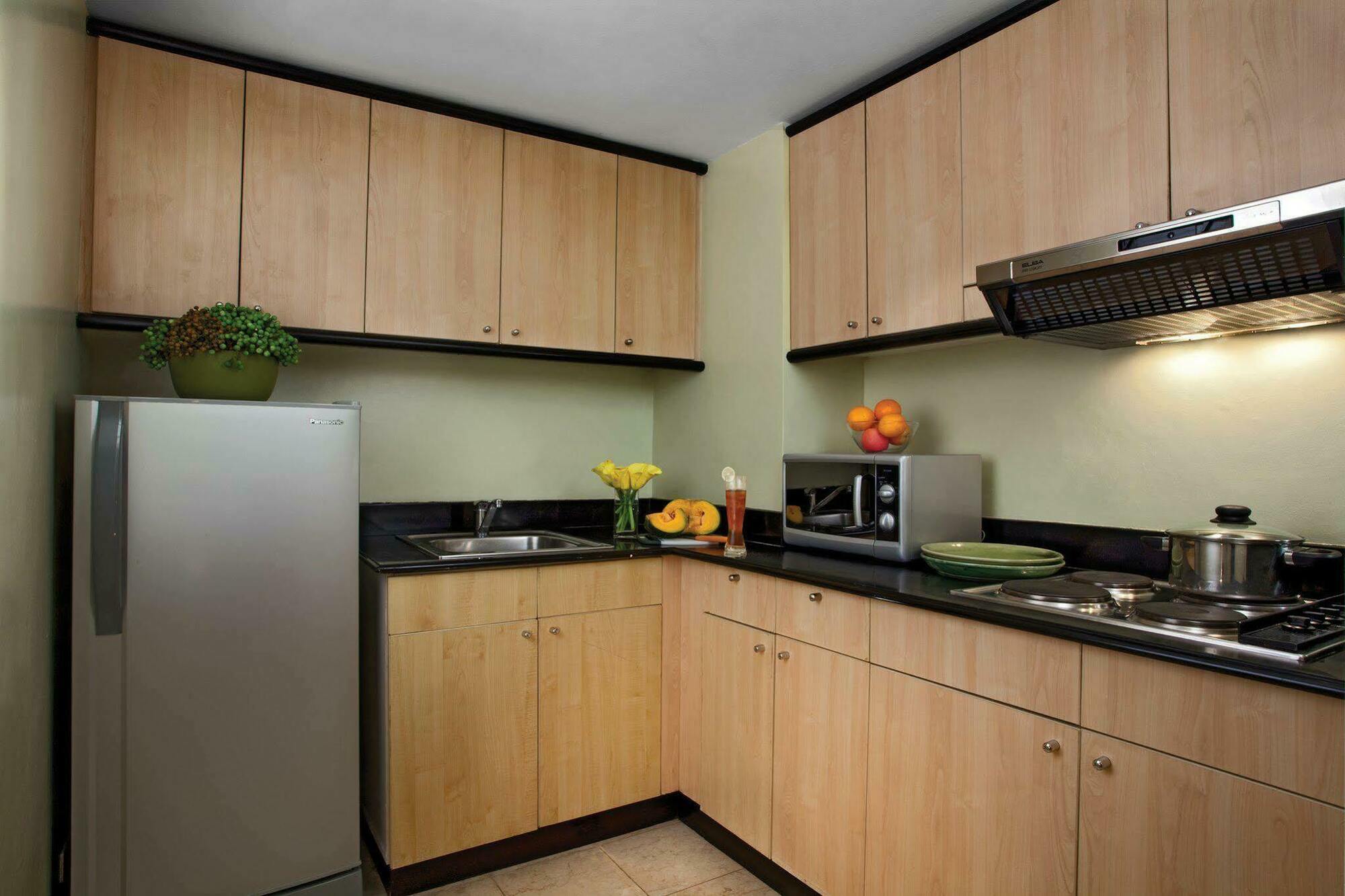 Somerset Millennium Makati Makati City Екстериор снимка